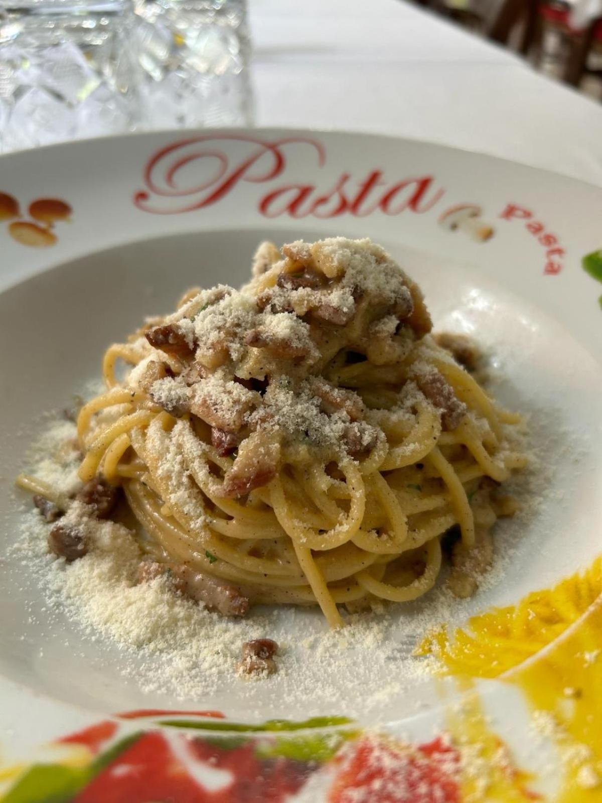Trattoria Al Gallo Μπραν Εξωτερικό φωτογραφία